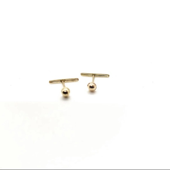 Solid 10k gold bar earrings - Picture 4 of 4